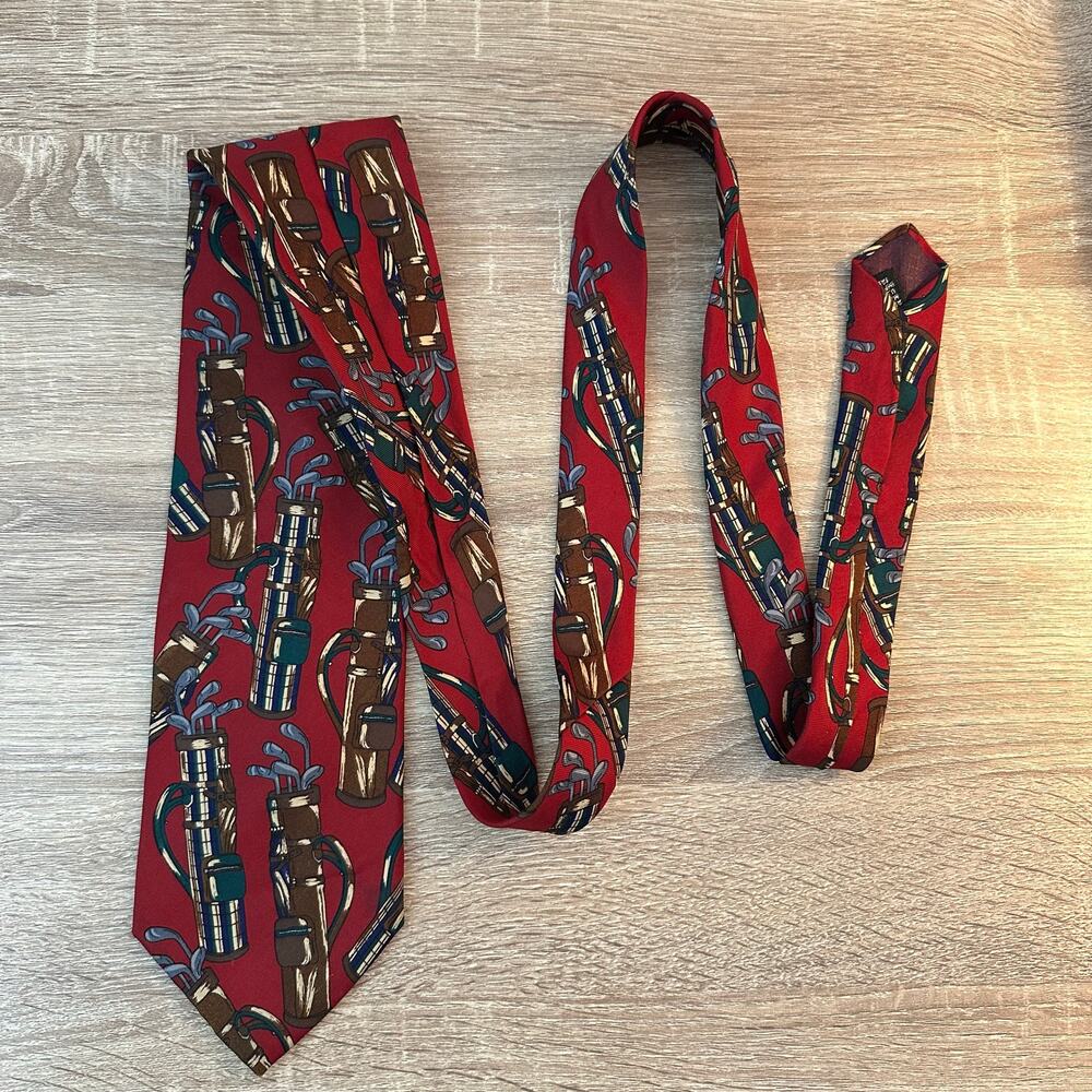 Hathaway Golf Silk Mens Neck Tie Novelty Image with Golf Club Bag Burgundy